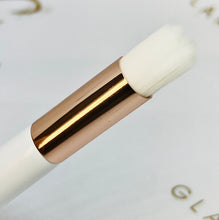 Cargar imagen en el visor de la galería, BROCHA LIMPIADORA PERSONAL
